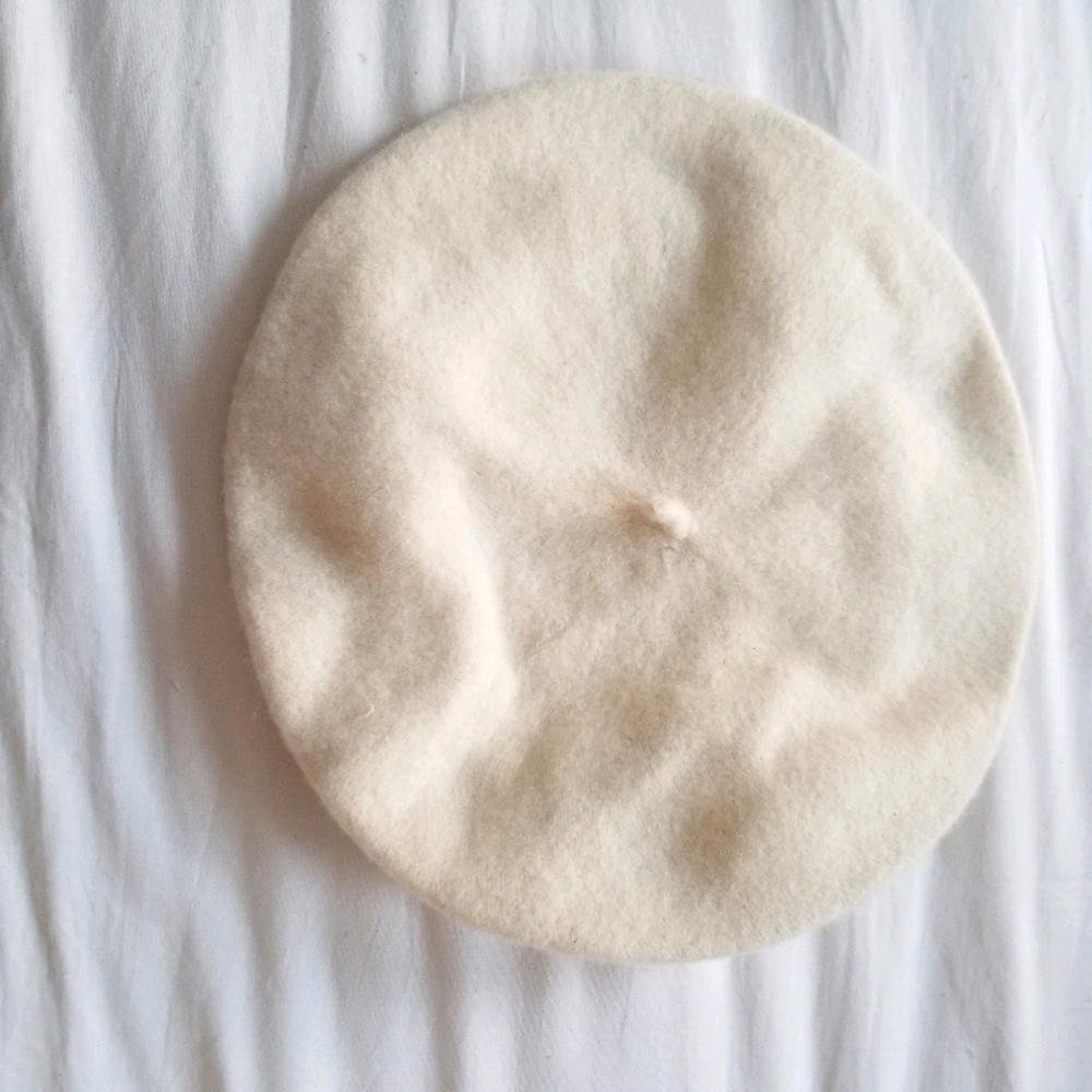 Off-white Wool Beret